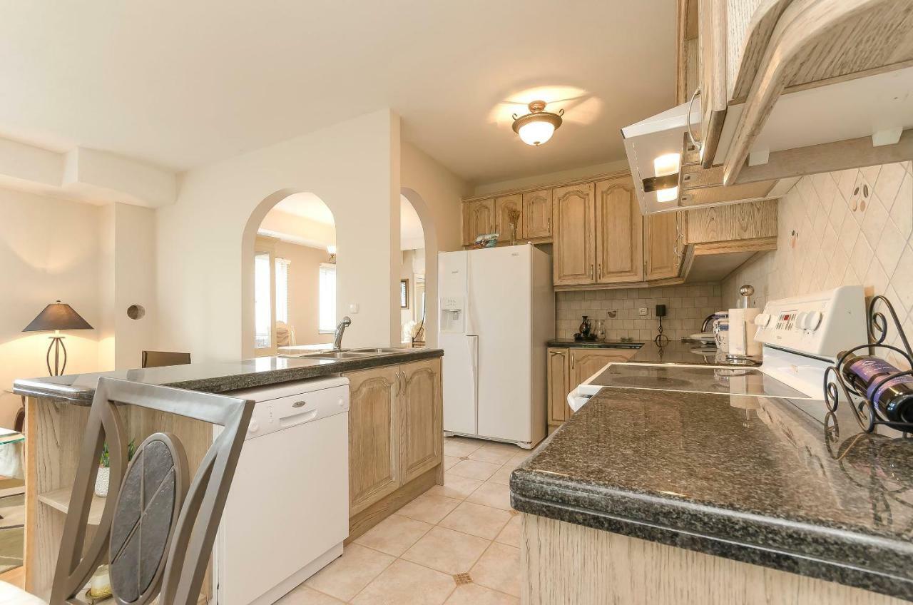 Apartment Canada Dream Vacation Срима Экстерьер фото
