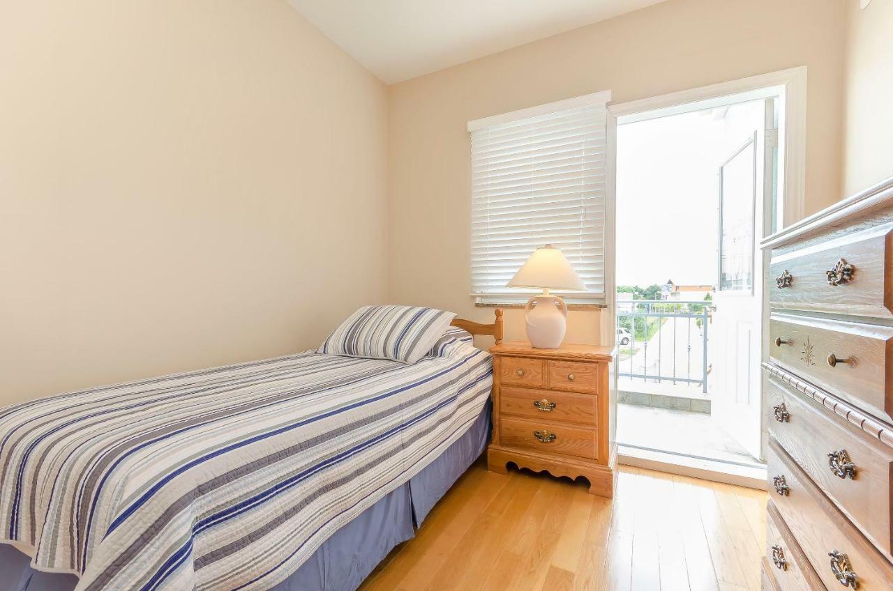 Apartment Canada Dream Vacation Срима Экстерьер фото