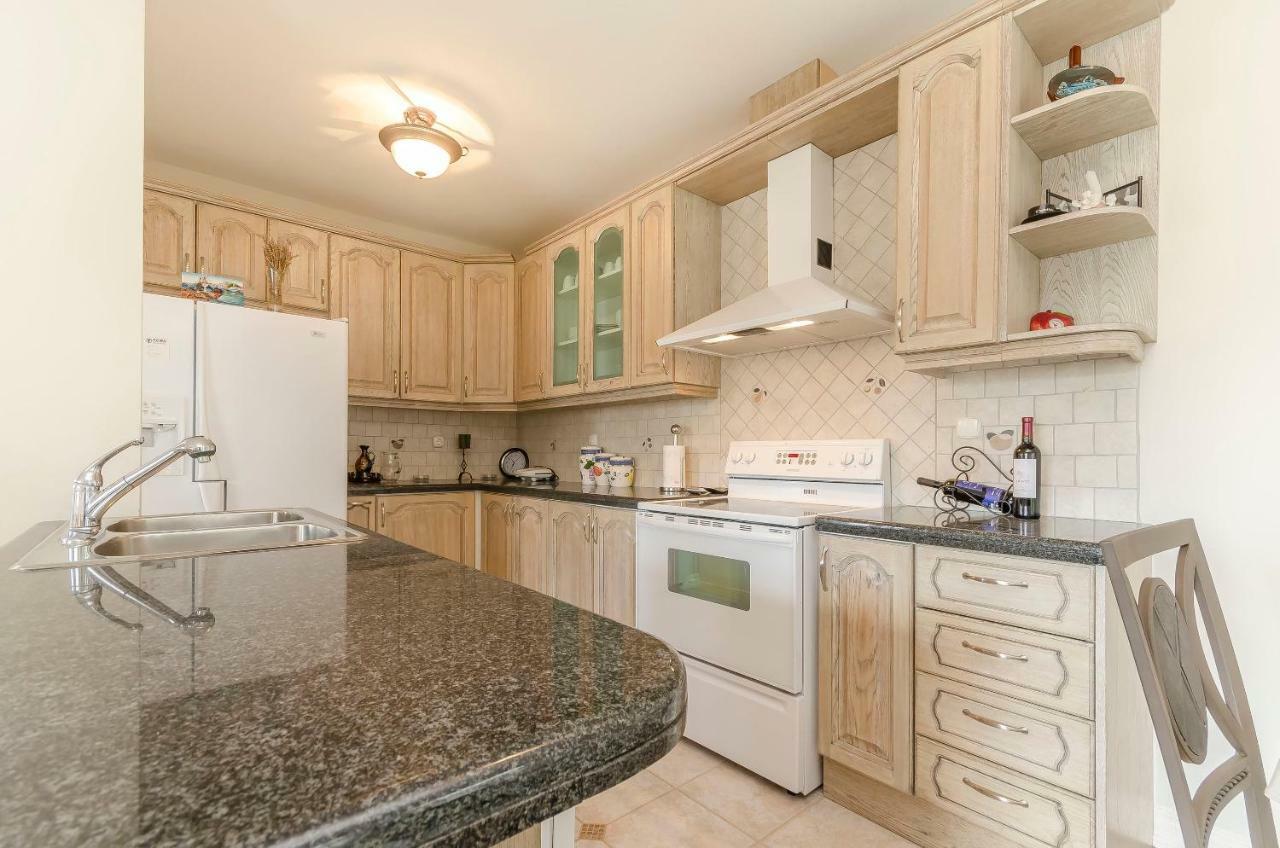 Apartment Canada Dream Vacation Срима Экстерьер фото